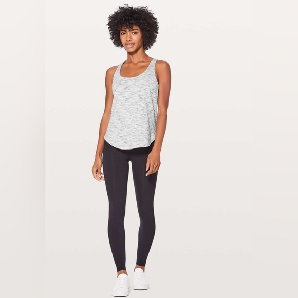 Lululemon🍋 Free To Be Serene Tank Tiger Space Dye Black White/Deep Coal Size 8 - Picture 3 of 13